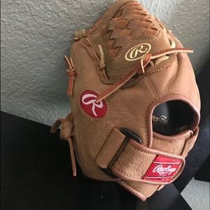 Rawlings lefty baseball glove